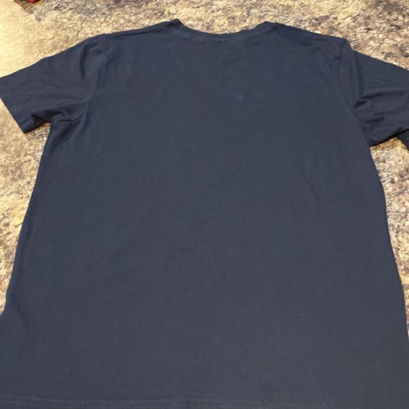 Boy’s Abercrombie t-shirt size 13/14 color is navy and white - Picture 3 of 3